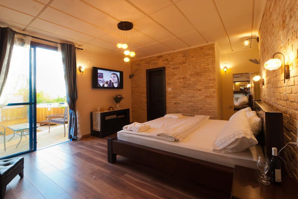 Shmulik'S Resort Couples Or Families Only Хад Нес Екстериор снимка