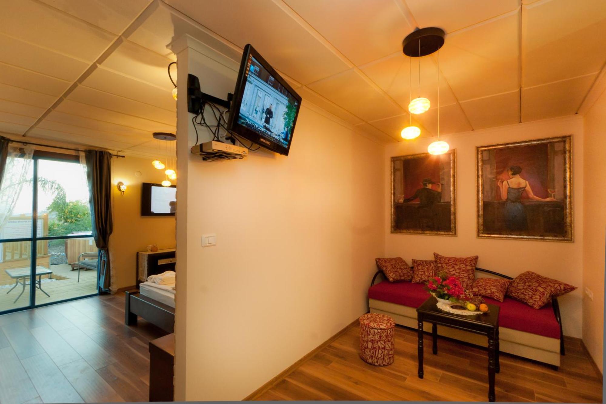 Shmulik'S Resort Couples Or Families Only Хад Нес Екстериор снимка